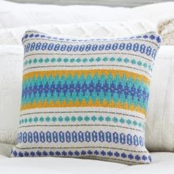 Valley Yarns #232 Keen On Krokbragd PDF